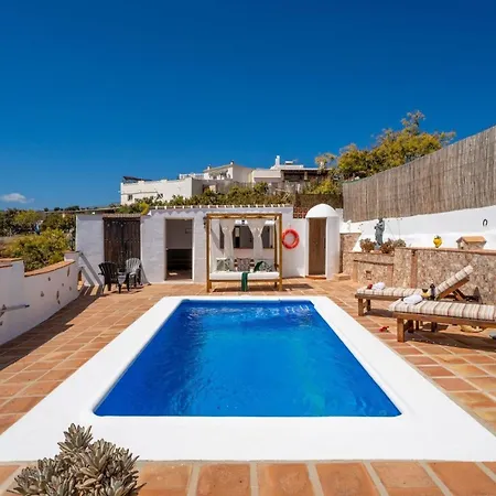 Mit Privatpool Fuer 2 Personen Ca 60 Qm In Nerja, Andalusien Costa Del Sol