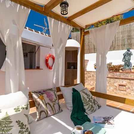 Mit Privatpool Fuer 2 Personen Ca 60 Qm In Nerja, Andalusien Costa Del Sol