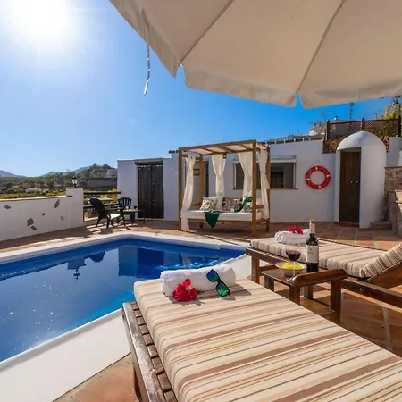 Mit Privatpool Fuer 2 Personen Ca 60 Qm In Nerja, Andalusien Costa Del Sol * نيرخا