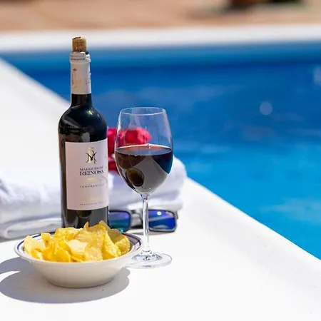 Mit Privatpool Fuer 2 Personen Ca 60 Qm In Nerja, Andalusien Costa Del Sol נרחה
